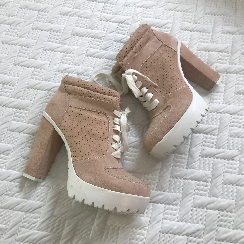 Aldo Pink Sneaker Heels Size 7.5